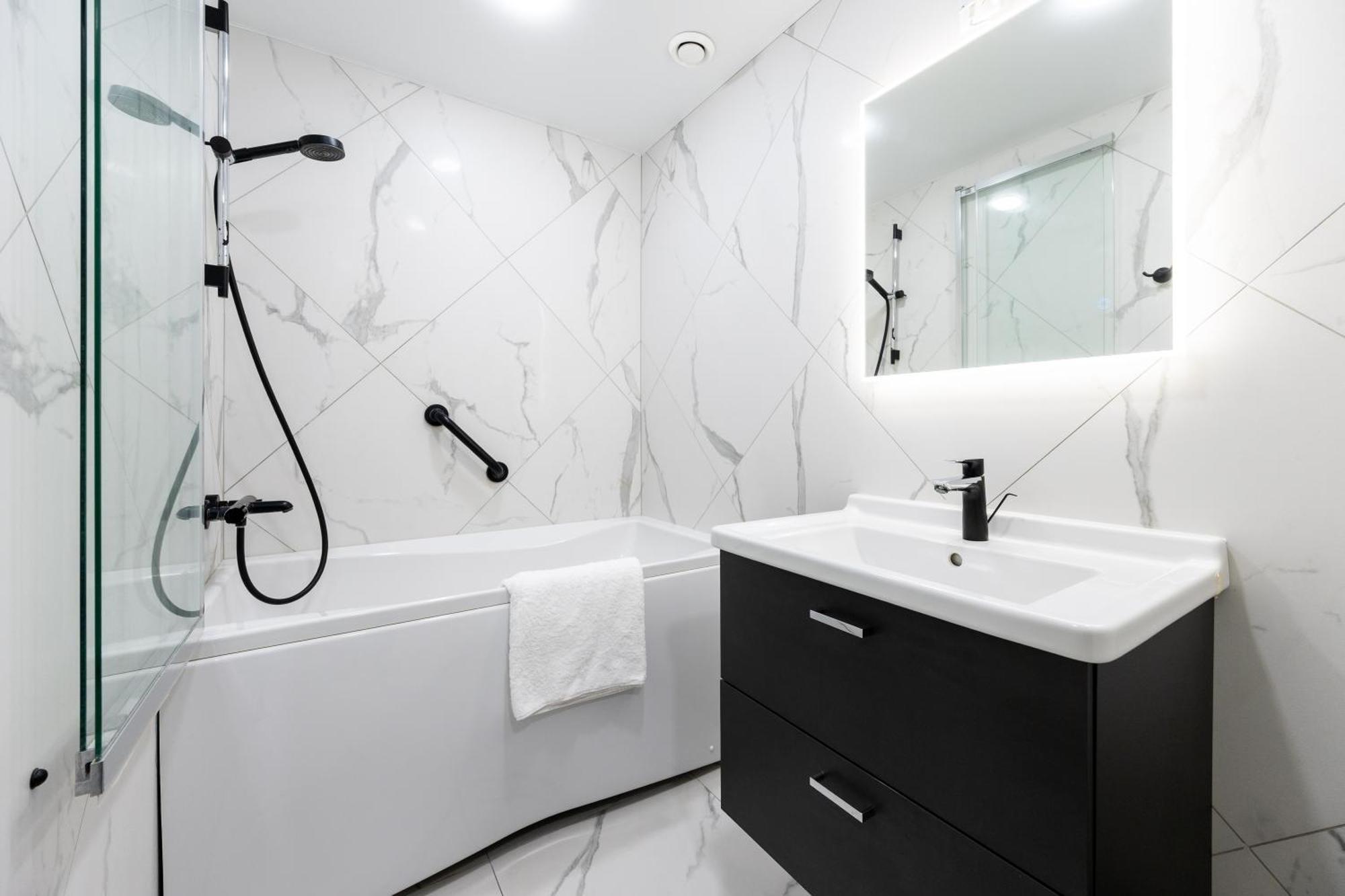 New Chic 2-Bed At Viru By Centralapartments タリン エクステリア 写真